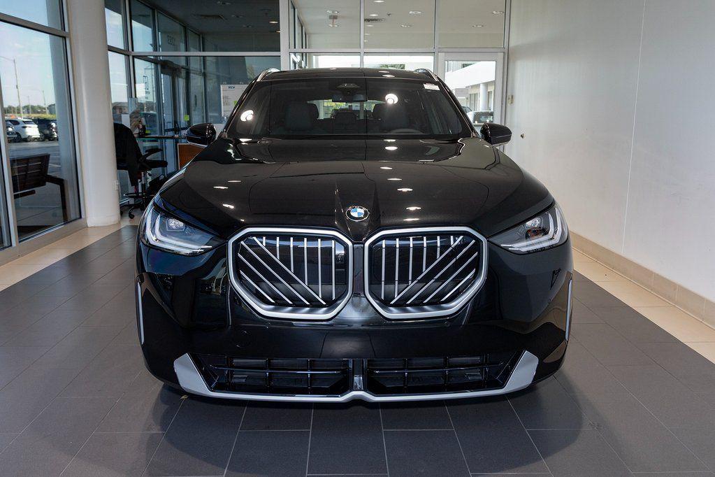 صورة 2 لـ 2026 BMW X3 30 XDRIVE