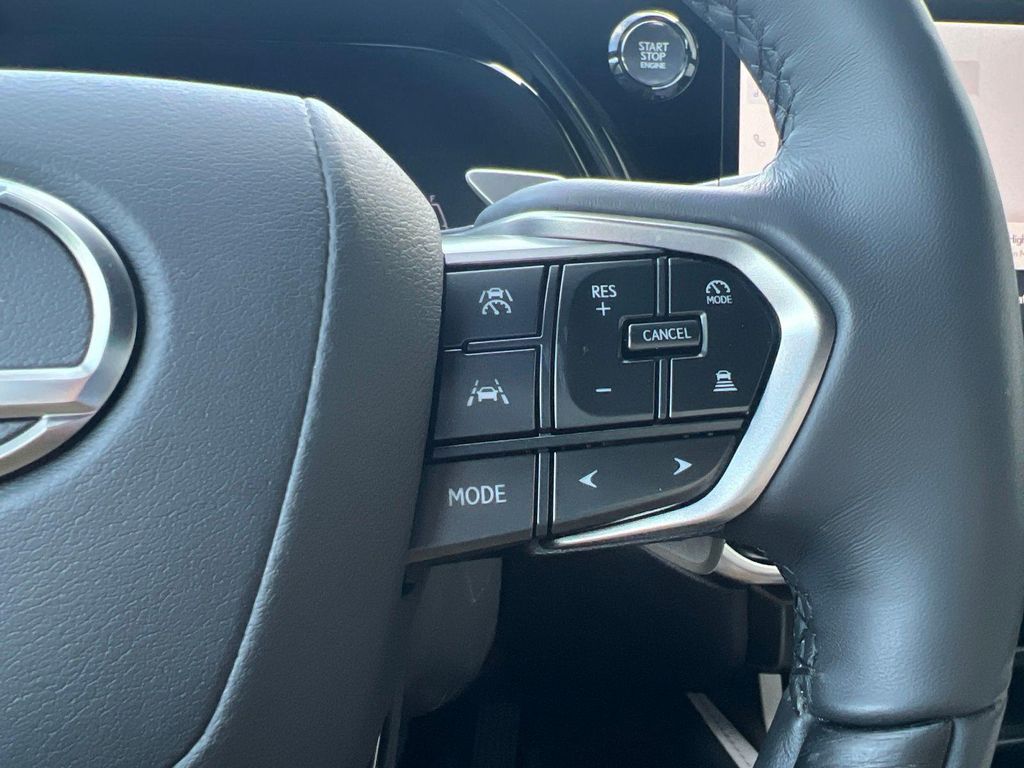 صورة مصغرة 41 لـ 2024 Lexus RX 350 PREMIUM