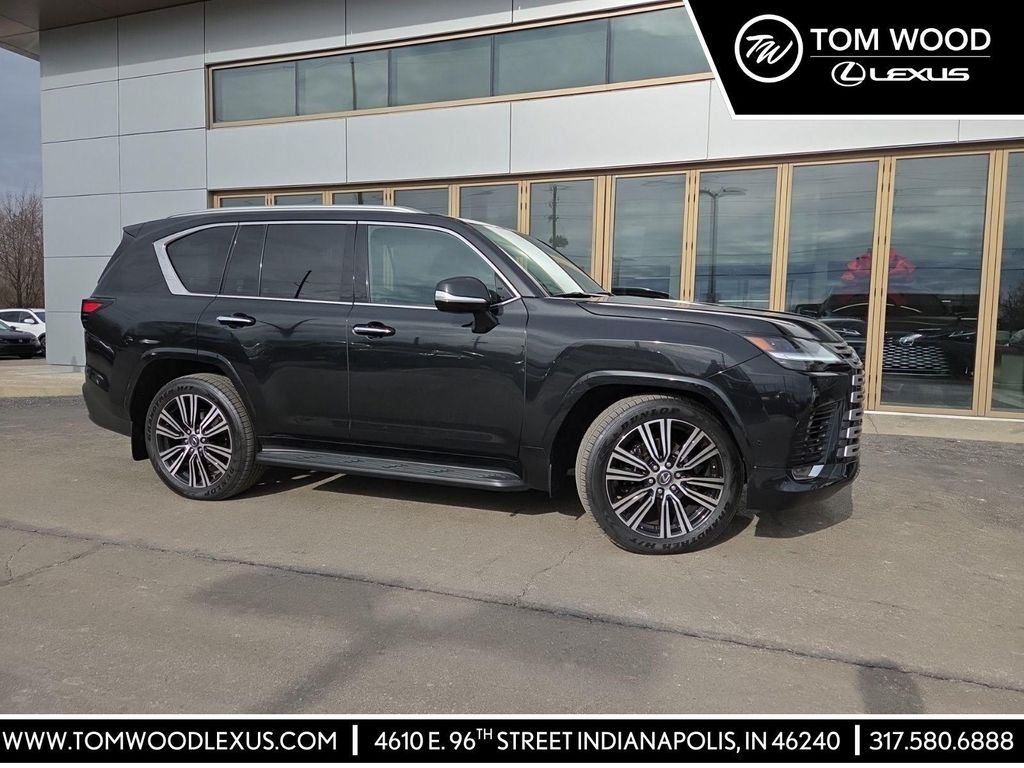 New 2025 Lexus LX 700h 700h Luxury