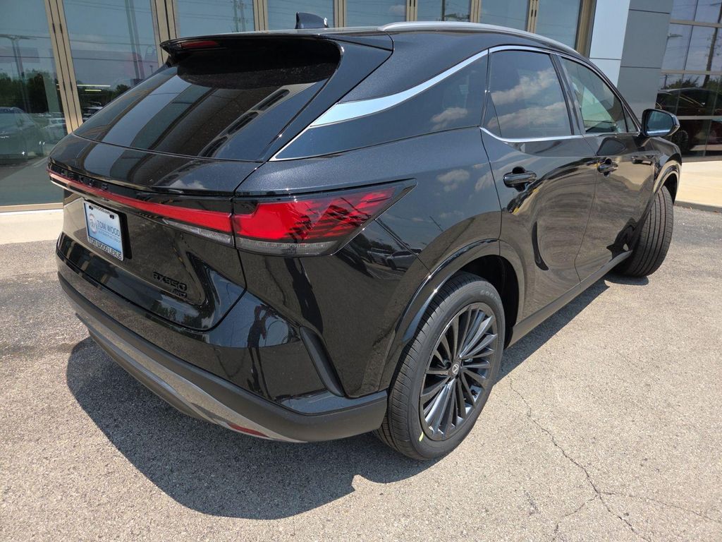 صورة 7 لـ 2026 Lexus RX 350 PREMIUM