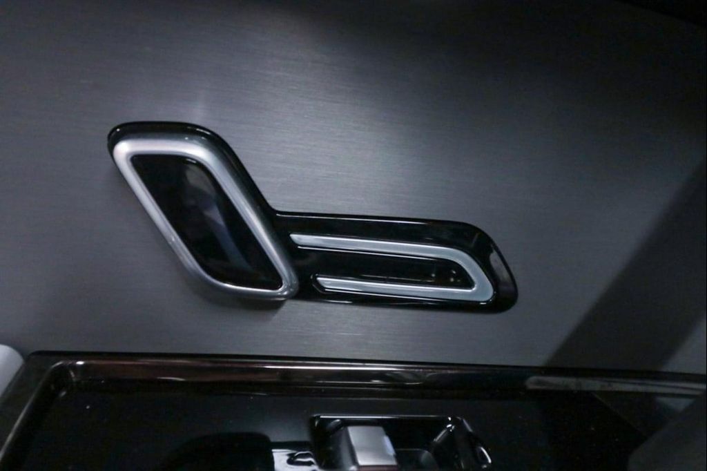 2025 LAND Rover RANGE ROVER SPORT P360 S — миниатюра 37