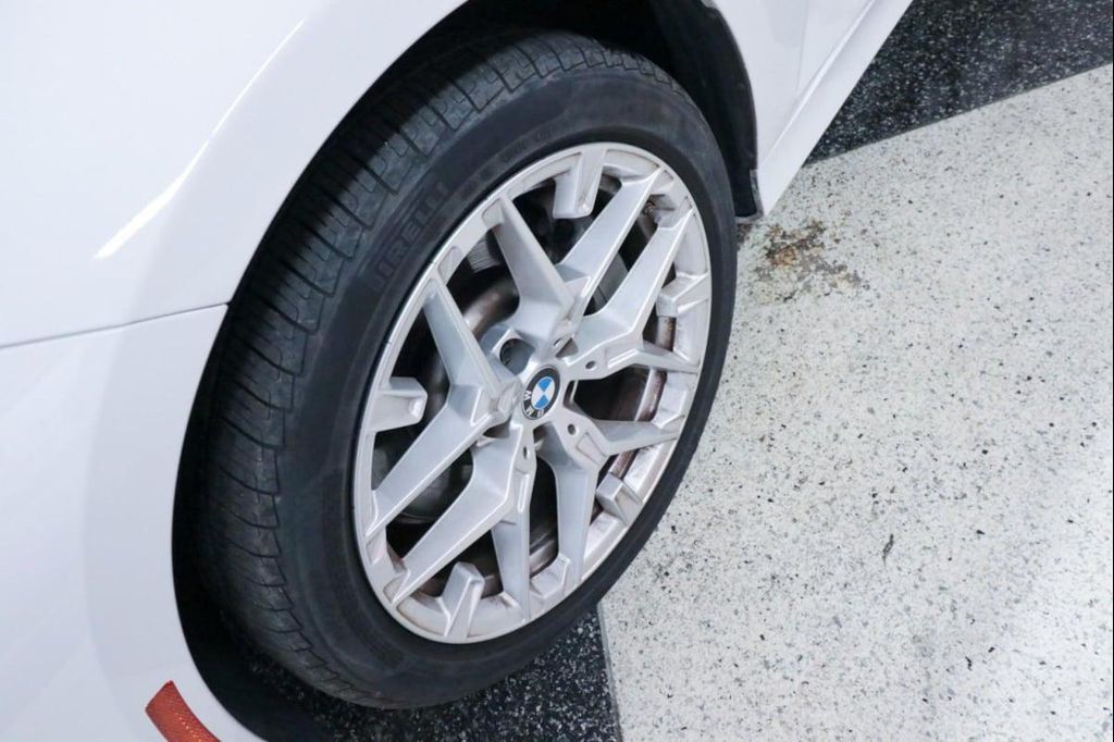 2026 BMW 330 NA 缩略图 40