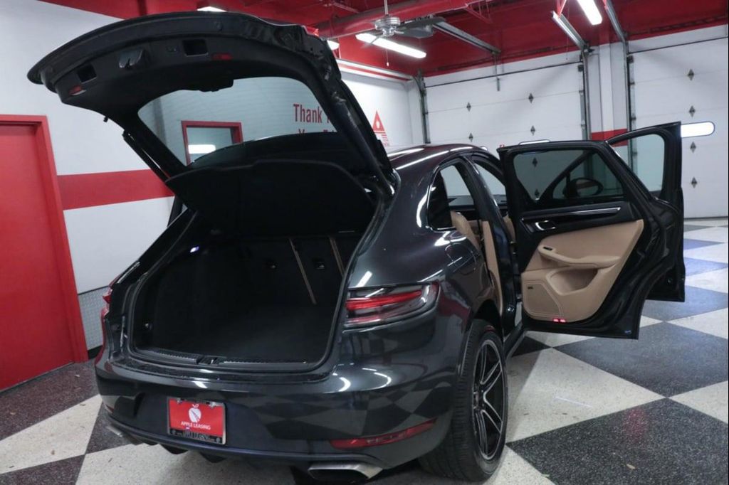 صورة مصغرة 33 لـ 2021 Porsche MACAN