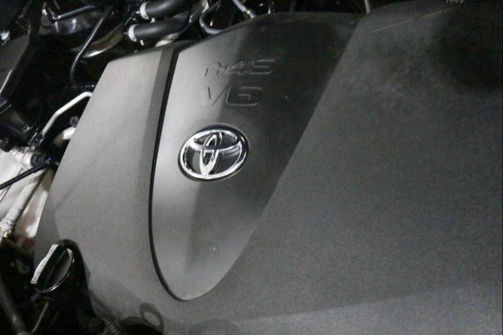 2022 Toyota HIGHLANDER LE 照片 8