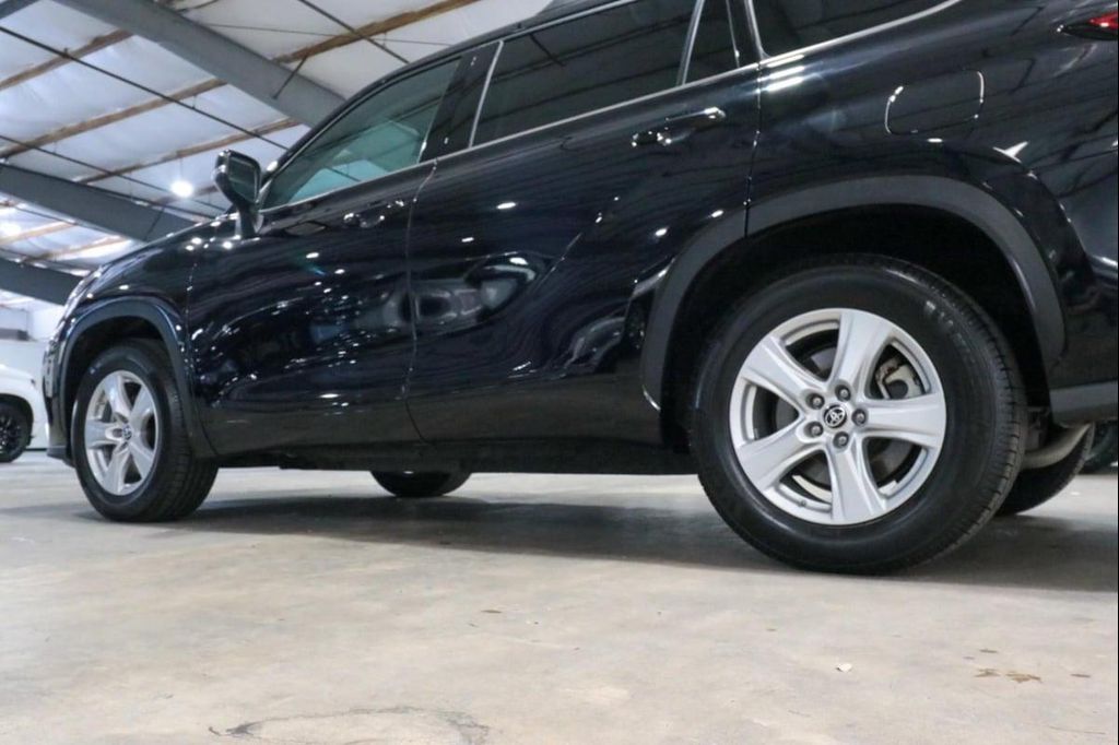 2022 Toyota HIGHLANDER LE 缩略图 38