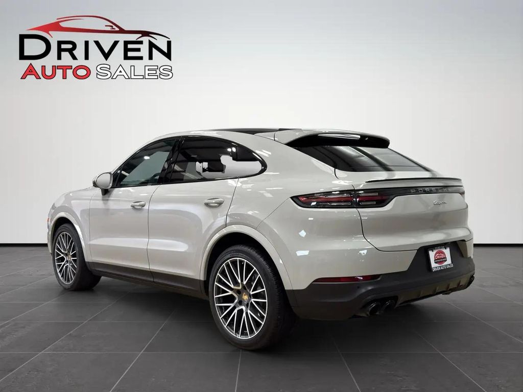 PORSCHE CAYENNE - 4