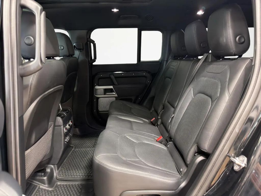 2023 LAND Rover DEFENDER 130 SE — миниатюра 25