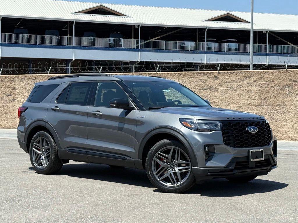 New 2026 Ford Explorer ST-Line