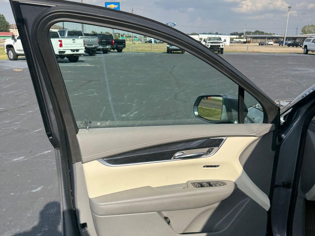 2020 Cadillac XT6 PREMIUM LUXURY AWD 缩略图 17