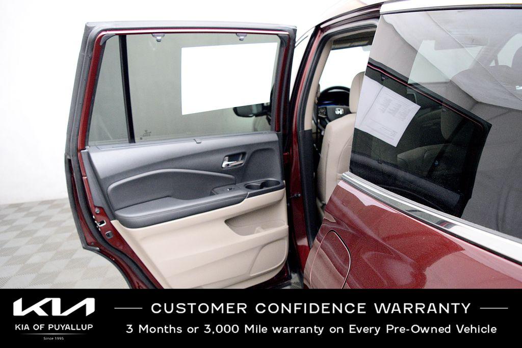 2022 Honda PILOT TOURING 8-PASSENGER thumbnail 11