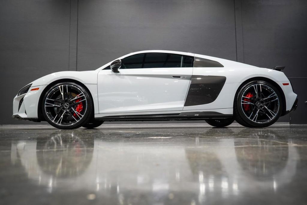 2023 AUDI R8 5.2 V10 PERFORMANCE — фото 1