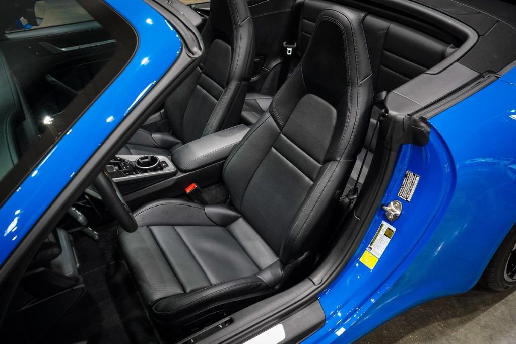 2026 Porsche 911 CARRERA — миниатюра 39