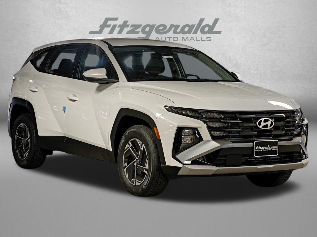 New 2026 Hyundai TUCSON Hybrid Blue SE