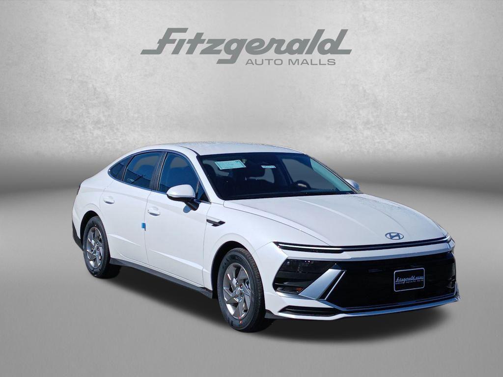 New 2026 Hyundai SONATA SE