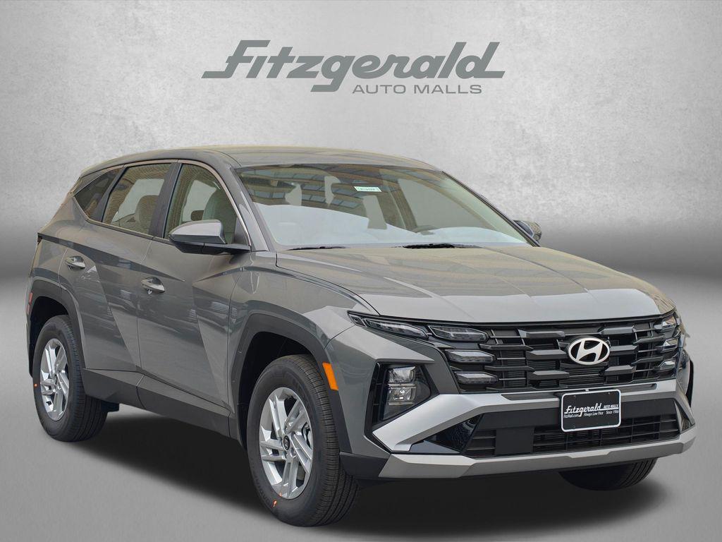 New 2026 Hyundai TUCSON SE