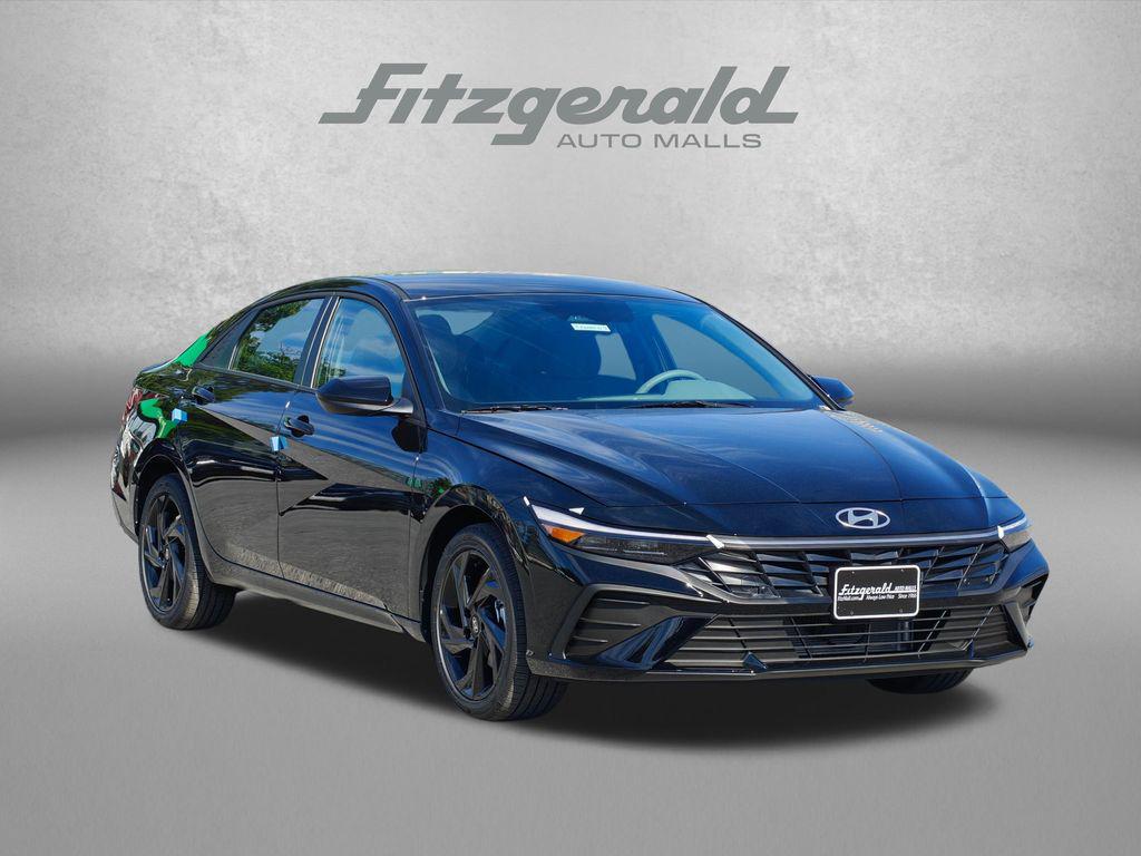 New 2026 Hyundai ELANTRA HEV SEL Sport