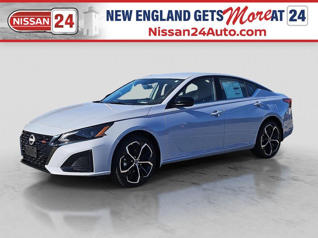 New 2025 Nissan Altima SR