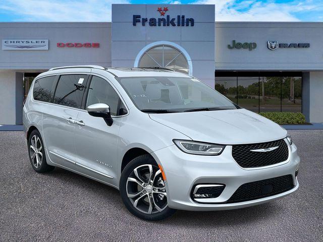 New 2026 Chrysler Pacifica Pinnacle