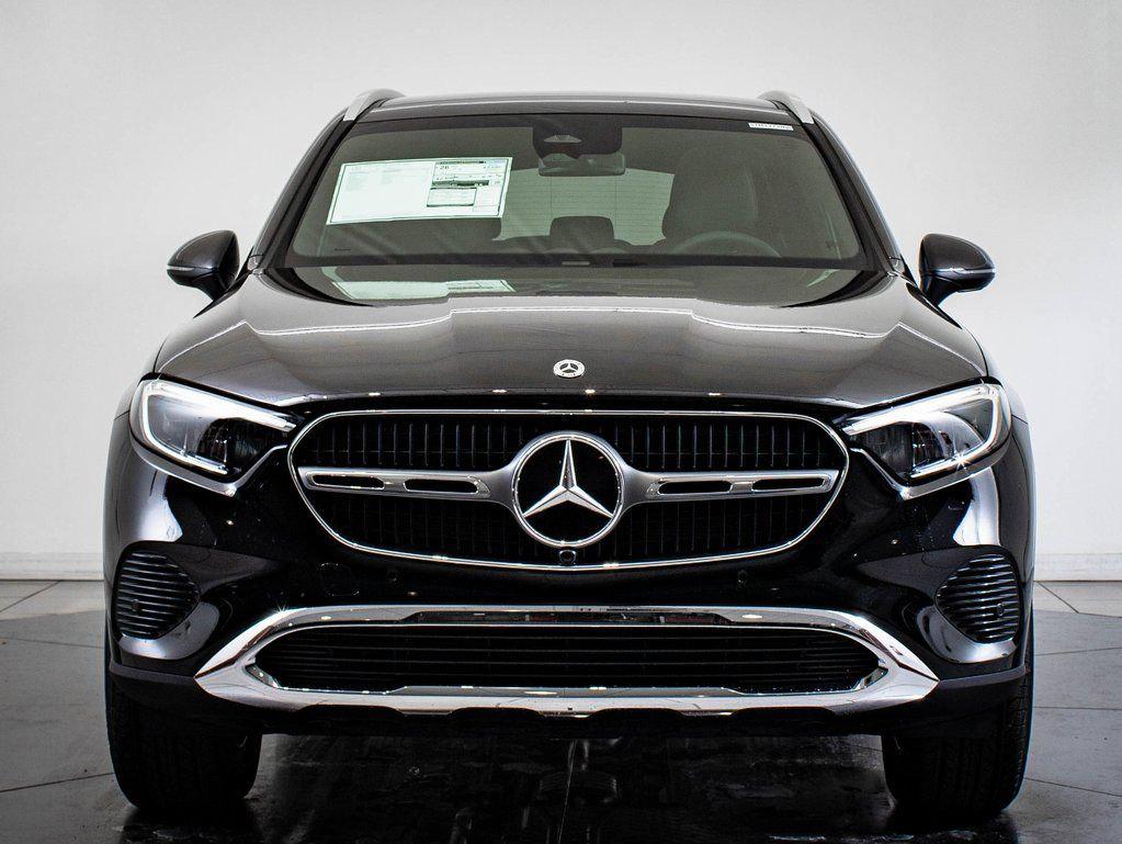 2026 Mercedes-BENZ GLC — фото 2
