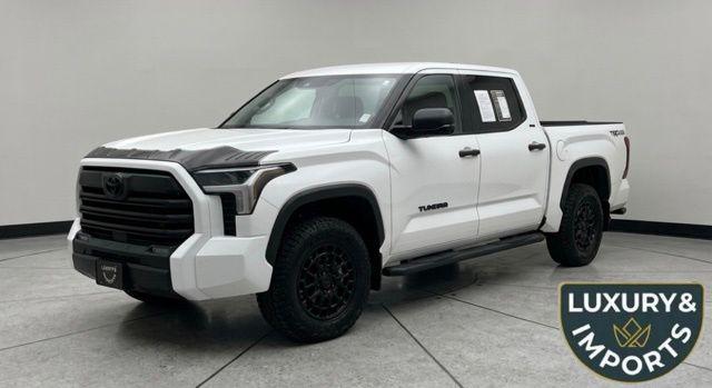 TOYOTA TUNDRA - 1