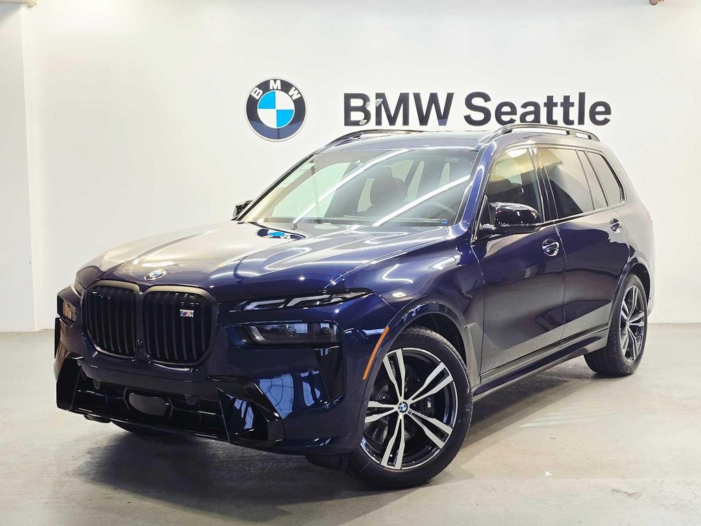 New 2026 BMW X7 M60i