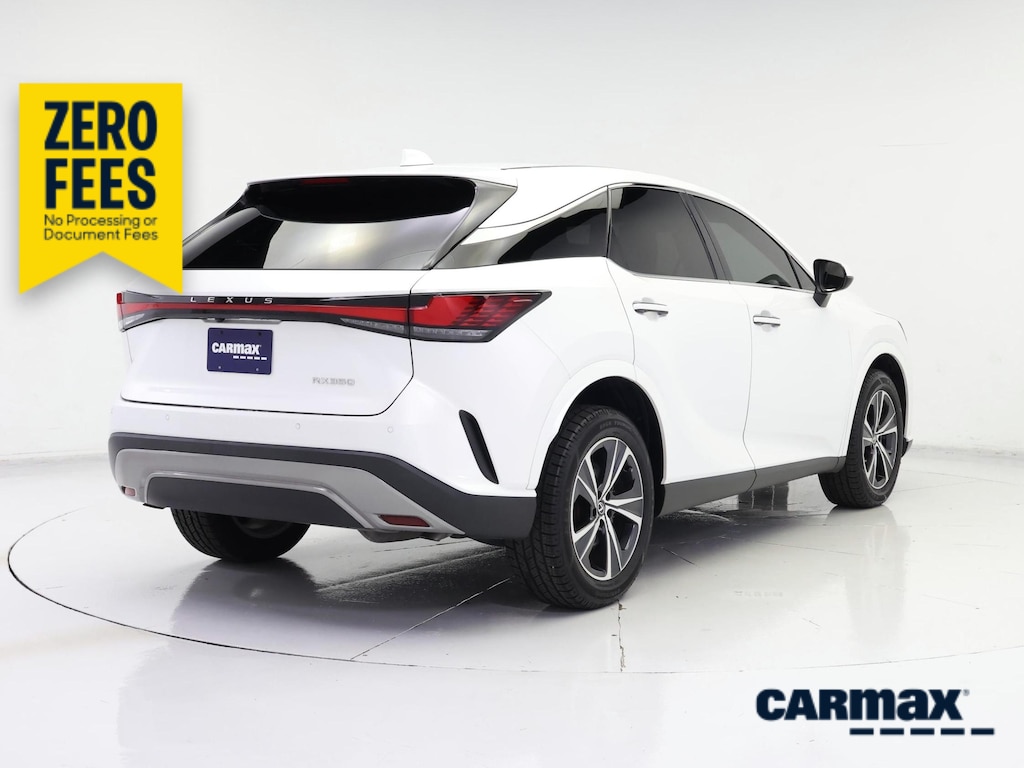 صورة 10 لـ 2023 Lexus RX 350