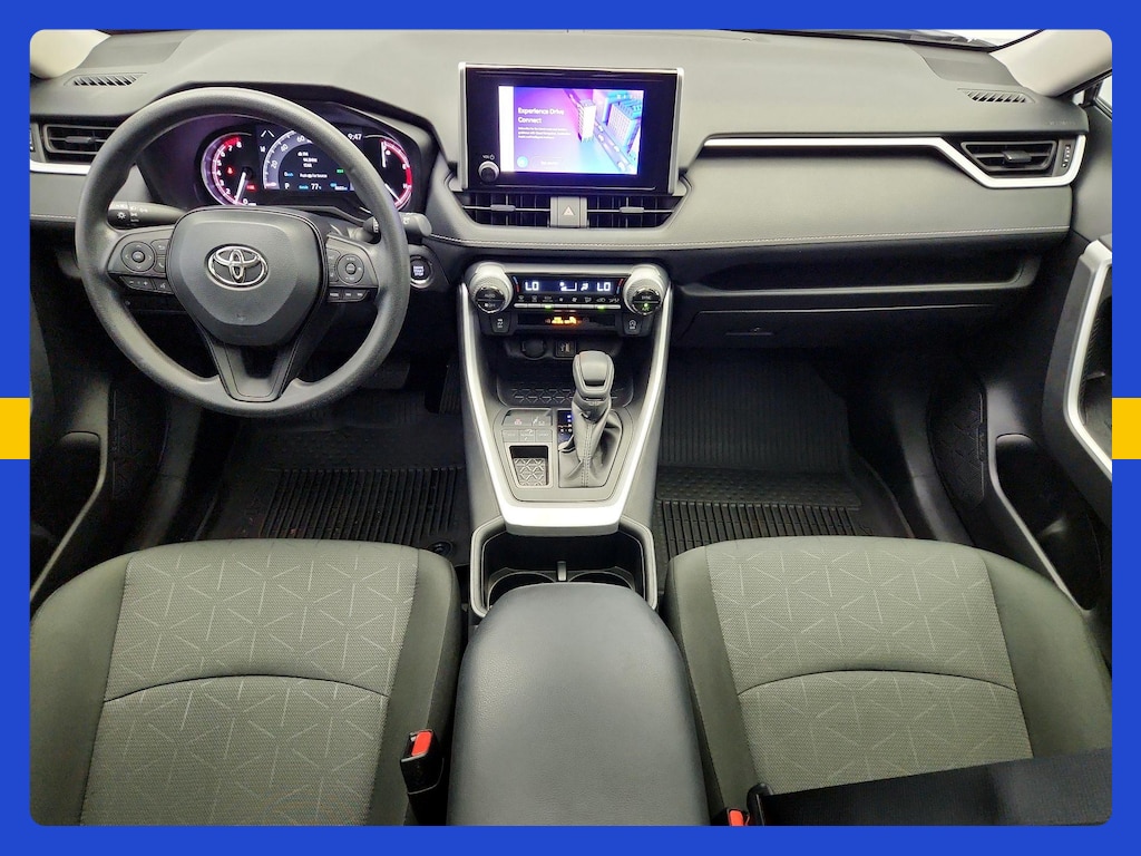 صورة 7 لـ 2025 Toyota RAV4 XLE