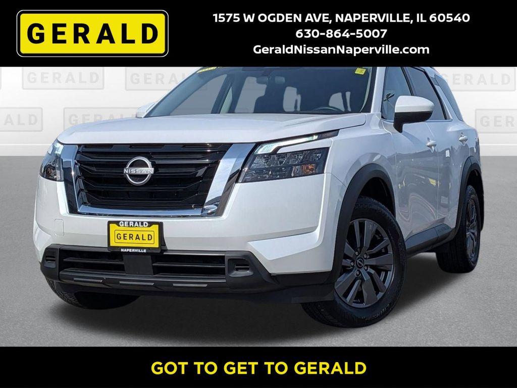 New 2025 Nissan Pathfinder SV