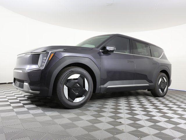 New 2026 Kia EV9 Light Long Range