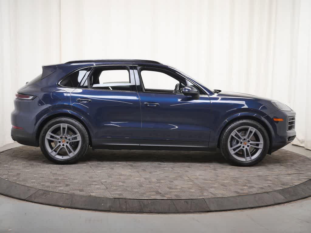 PORSCHE CAYENNE - 8