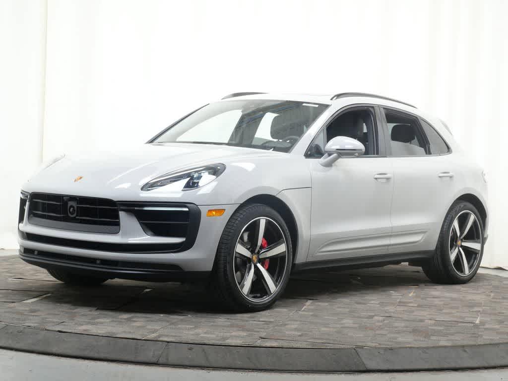 New 2026 Porsche Macan Macan