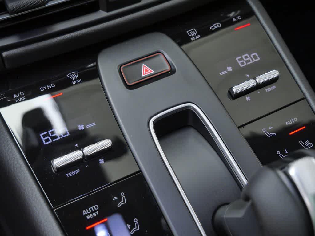 2026 Porsche MACAN — миниатюра 24
