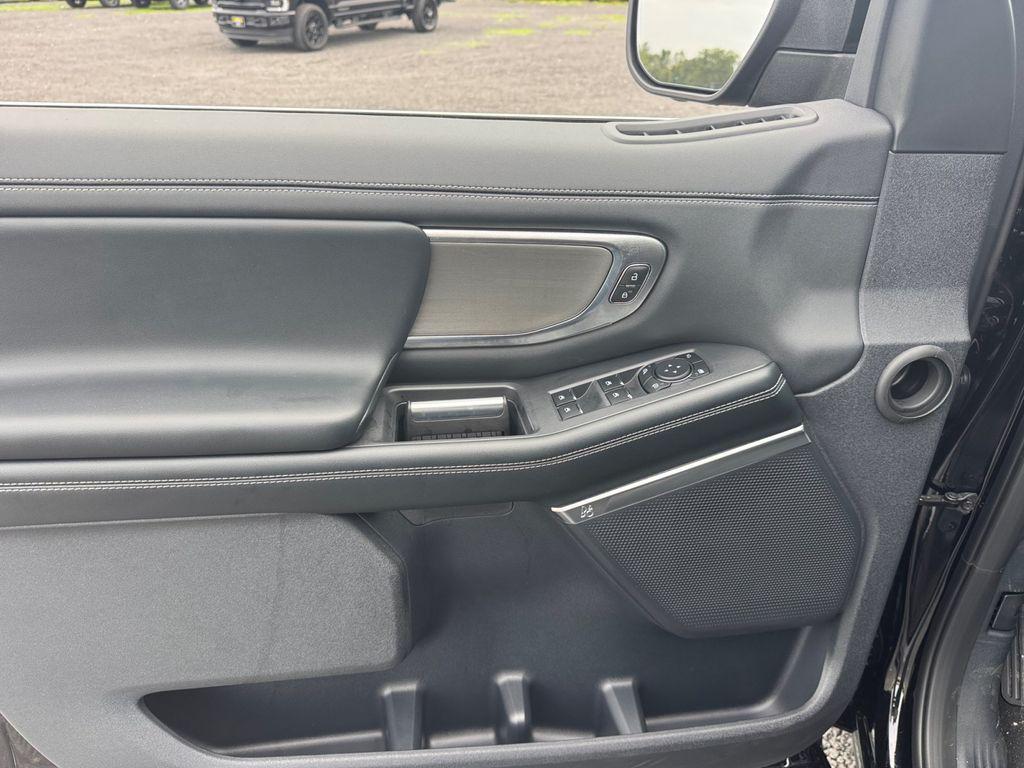 2026 FORD EXPEDITION PLATINUM — миниатюра 31