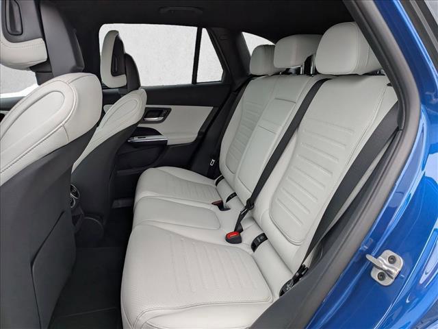 2026 Mercedes-BENZ GLC — миниатюра 14
