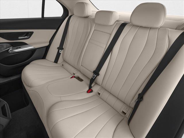 صورة 9 لـ 2027 Mercedes-BENZ E-CLASS