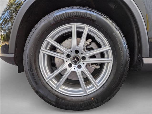 MERCEDES-BENZ GLC - 10