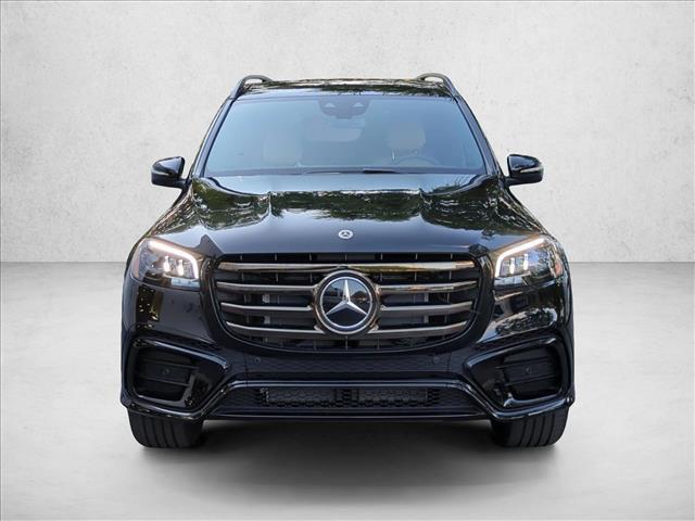 2026 Mercedes-BENZ GLS — фото 6