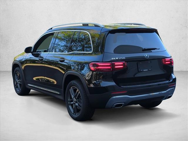 صورة 8 لـ 2026 Mercedes-BENZ GLB
