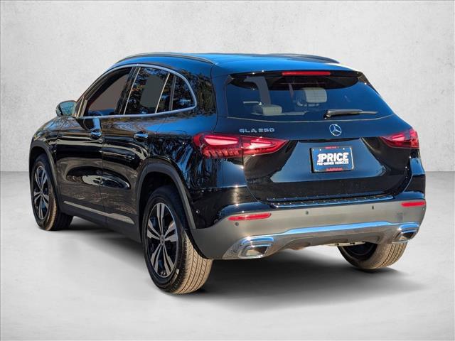 MERCEDES-BENZ GLA-CLASS - 8