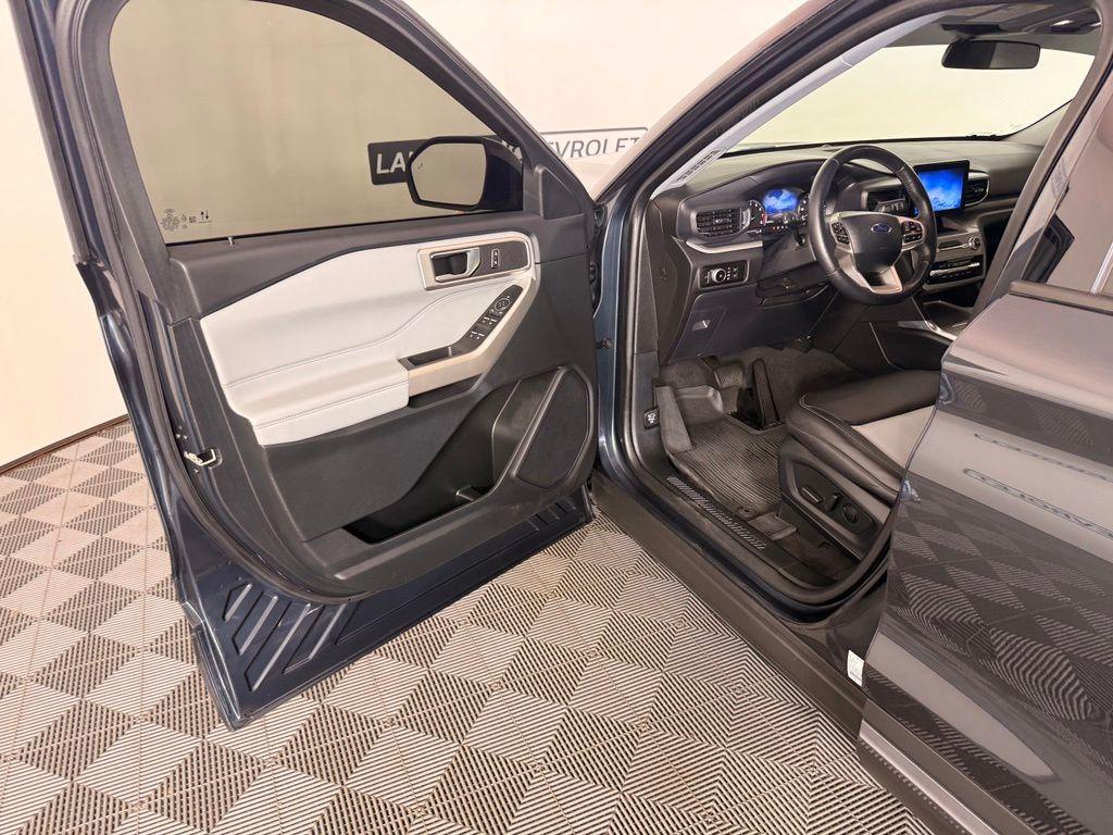 2023 FORD EXPLORER XLT 缩略图 26