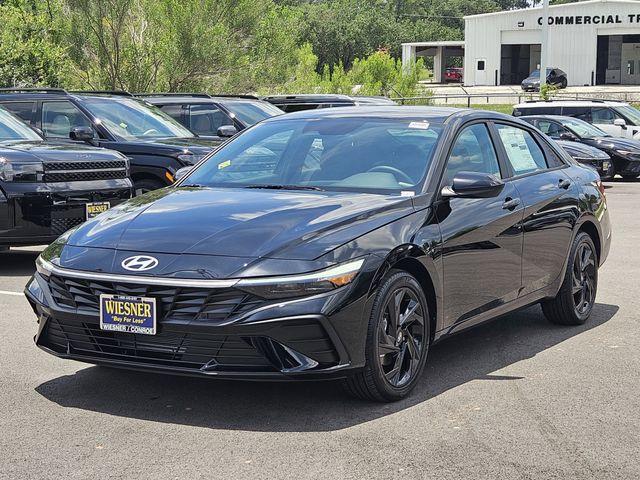 New 2026 Hyundai ELANTRA SEL Sport