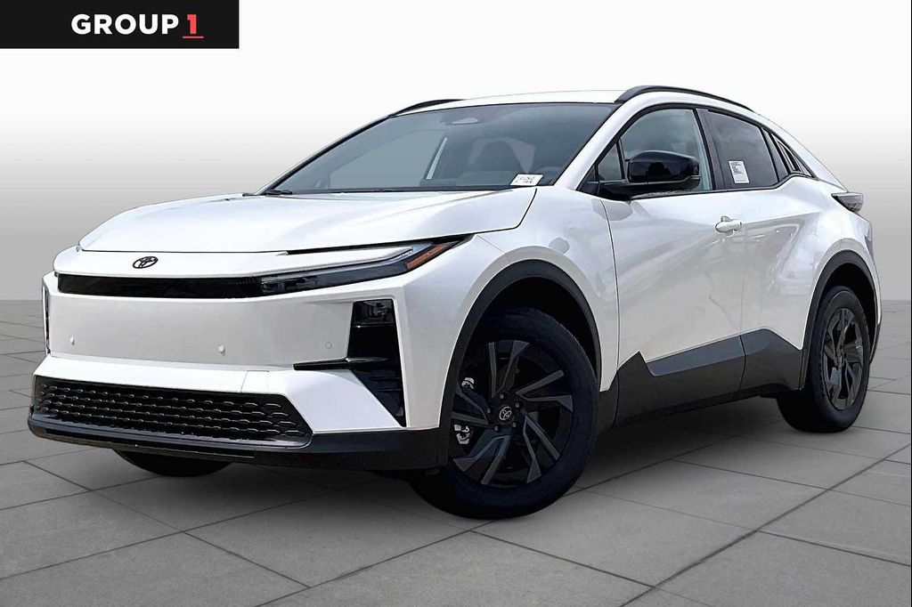 New 2026 Toyota C-HR SE