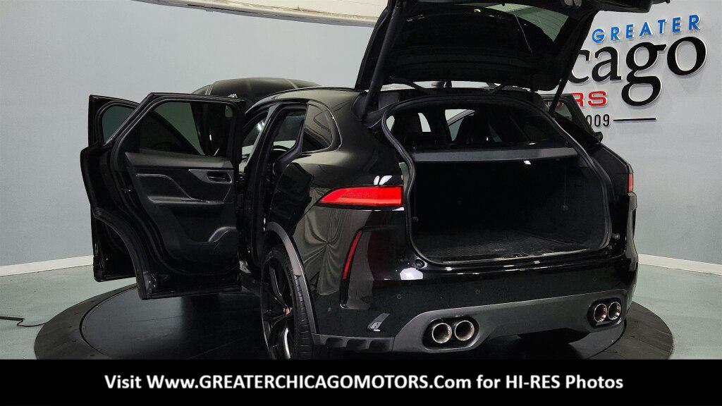 صورة مصغرة 19 لـ 2020 Jaguar F-PACE SVR P550 AWD AUTOMATIC