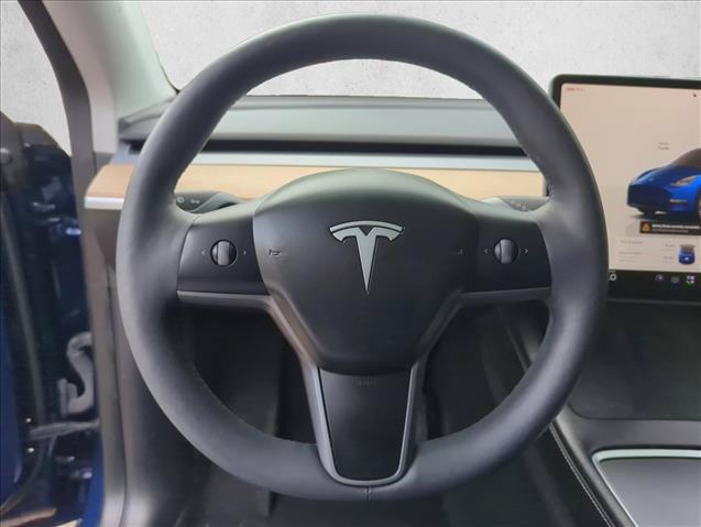 2024 Tesla MODEL Y LONG RANGE DUAL MOTOR ALL-WHEEL DRIVE — миниатюра 18
