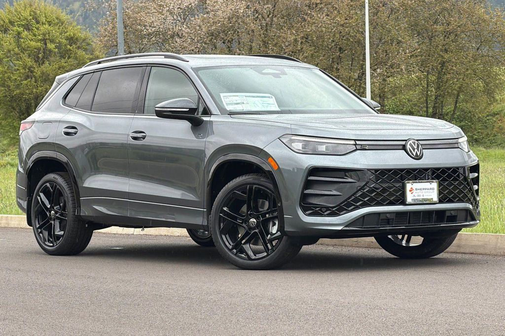 New 2026 Volkswagen Tiguan 2.0T SE R-Line Black 4MOTION