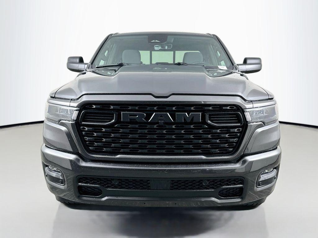 صورة مصغرة 2 لـ 2026 RAM 1500 EXPRESS