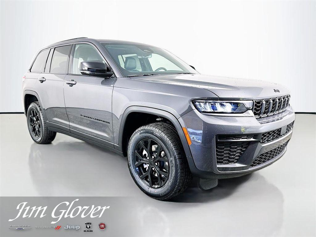 New 2026 Jeep Grand Cherokee Laredo