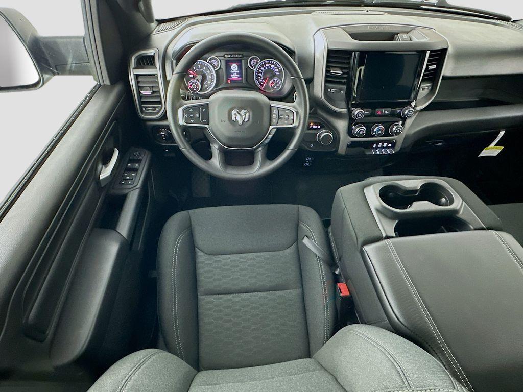 2026 RAM 1500 EXPRESS 缩略图 18