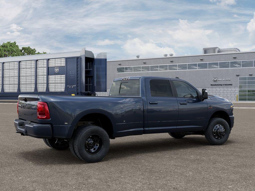 صورة 5 لـ 2026 RAM 3500 LARAMIE
