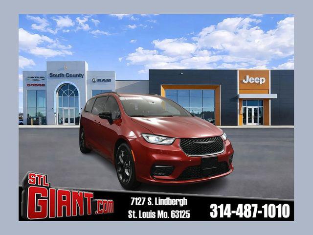 New 2026 Chrysler Pacifica L